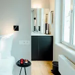The House Of Edward By Domani Gent