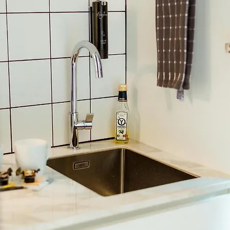 The House Of Edward By Domani Guest house 4*