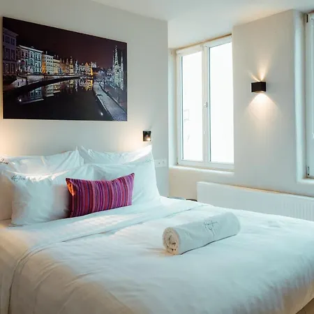 The House Of Edward By Domani Guest house