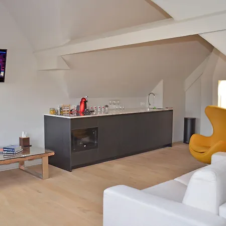 The House Of Edward By Domani