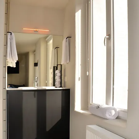 Konukevi The House Of Edward By Domani 4*