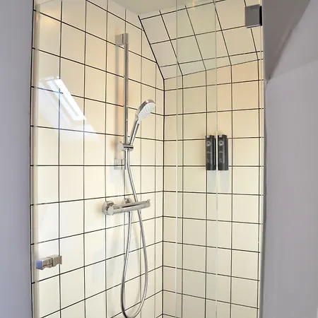 The House Of Edward By Domani Gand