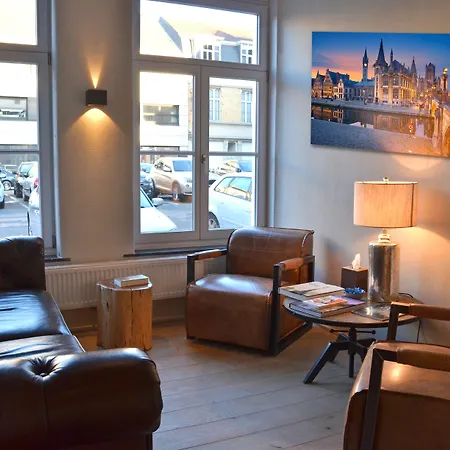 The House Of Edward By Domani Affittacamere 4*