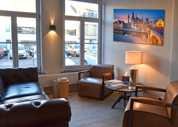 The House Of Edward By Domani Vendégház 4*