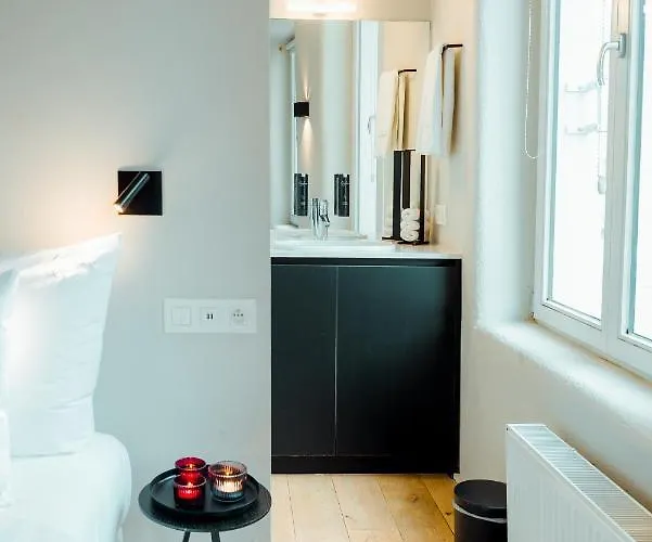 The House Of Edward By Domani Гент