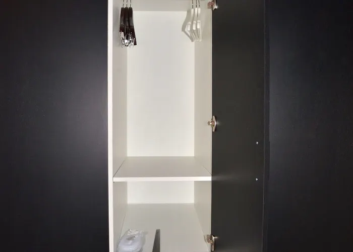 The House Of Edward By Domani 4* Гент