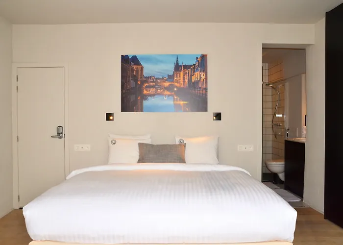 Гостьовий будинок The House Of Edward By Domani Гент