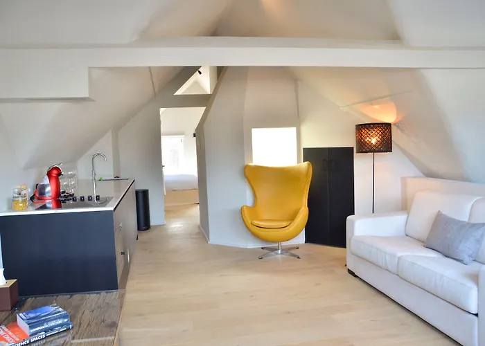 The House Of Edward By Domani Гостьовий будинок 4*