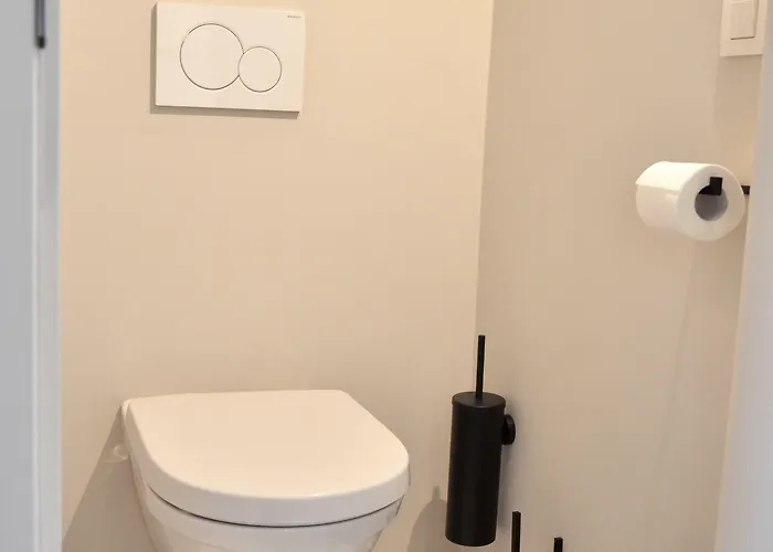 The House Of Edward By Domani Гостьовий будинок 4*